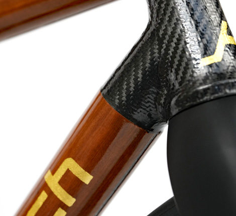 Junction between the carbon lug and wooden down tube on a HTech Puissant W